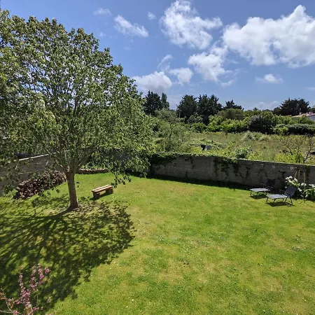 L'atelier, De 70m2, Chambres D'hotes, Salon, Terrasse Sur Jardin ,pres Du Port, Petit Dejeuner Inclus Konukevi *