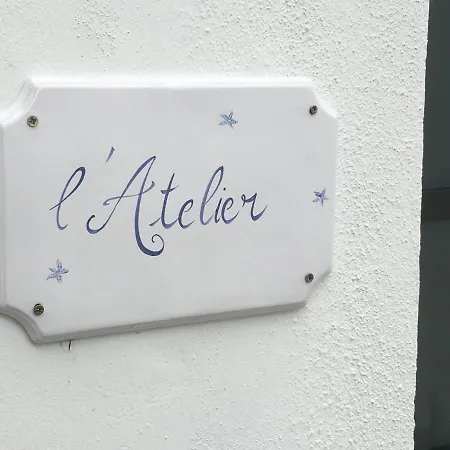 Konukevi L'atelier, De 70m2, Chambres D'hotes, Salon, Terrasse Sur Jardin ,pres Du Port, Petit Dejeuner Inclus